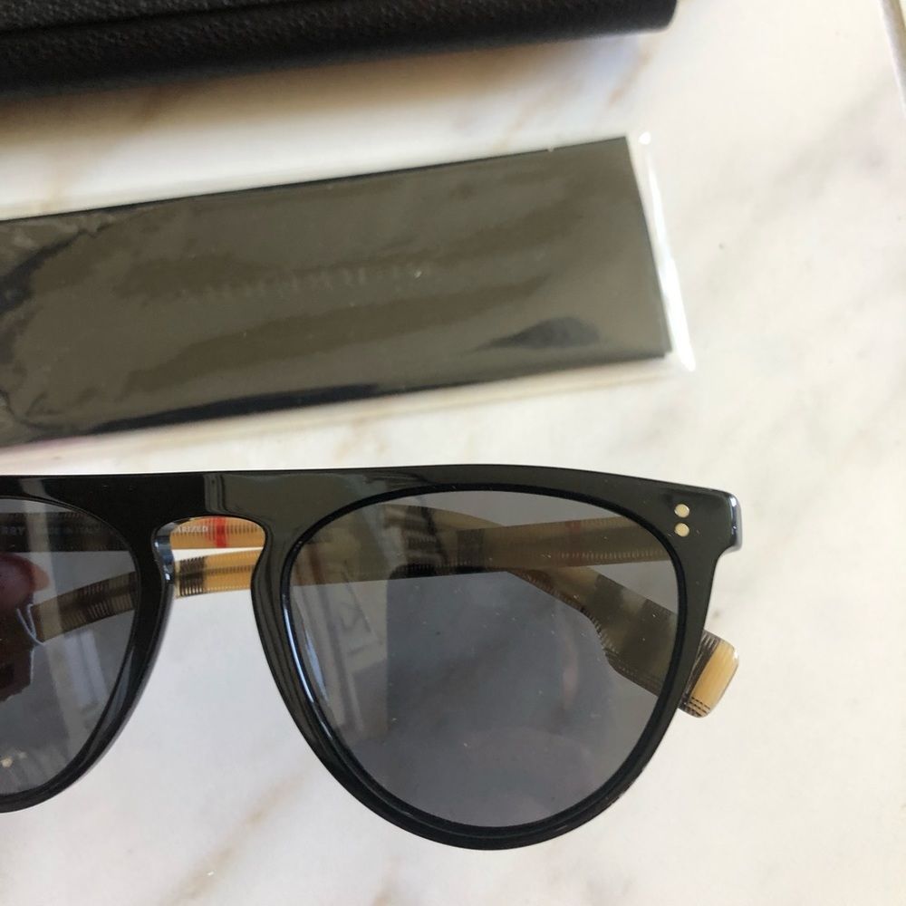 🔥NEW POLARIZED BURBERRY FLAT TOP SUNGLASSES - Picture 5 of 14